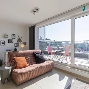penthouse-bij-leopoldpark.ostend-hotel.net/